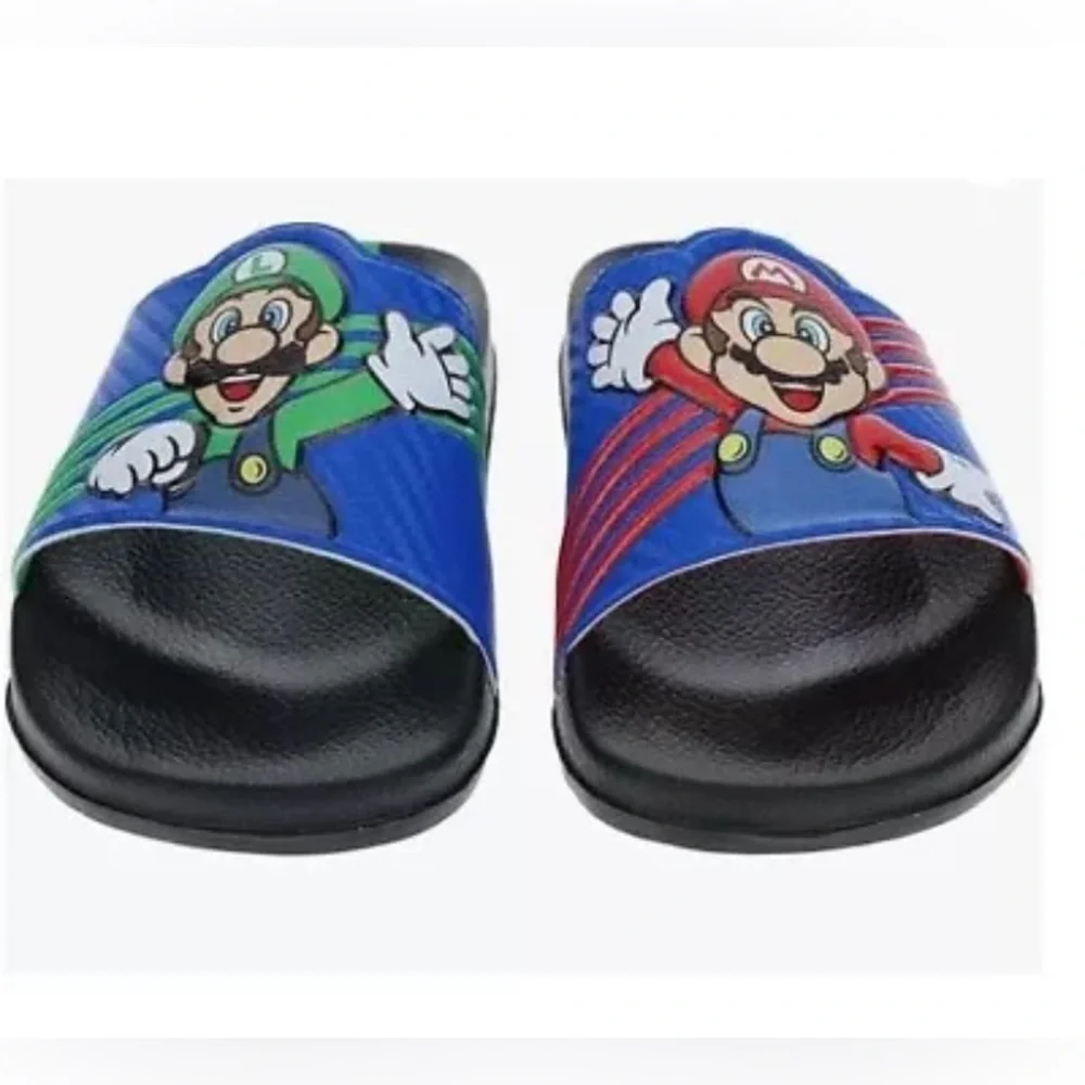 Super Mario Nintendo Sandals, Mario & Luigi Mismatch Slide Sandal, Boys S 12/13